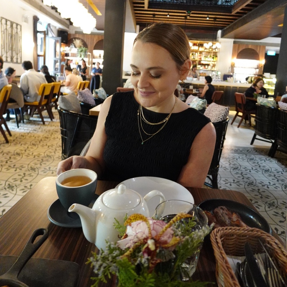 Meet your Posher, Brittni